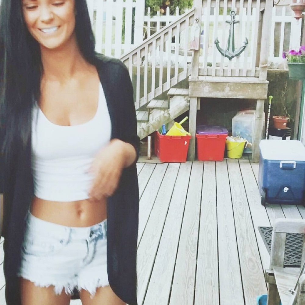 BULLHEAD DISTRESSED HIGH RISE SHORTS! ✨